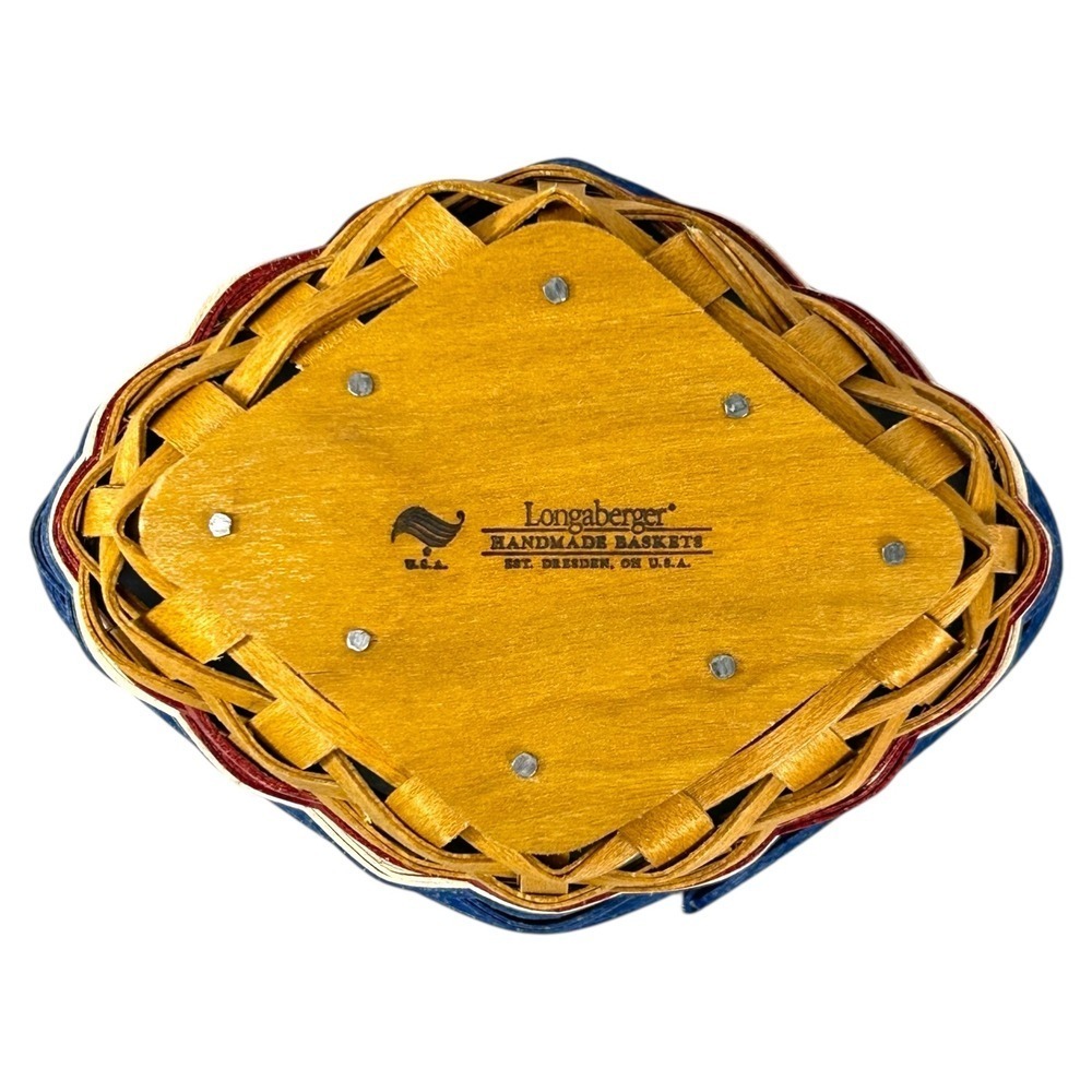 Longaberger American Celebrations SMALL WAVE Basket 2010 USA - Picture 4 of 9